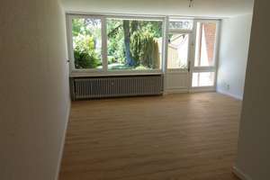 umfangreich saniertes Mittelreihenhaus in Geestemünde – Am Oberhamm 124e, 27570 Wulsdorf, Bremerhaven – Vorschaubild 1