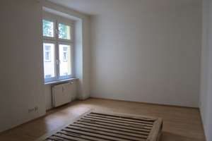Provisionsfreie und sofort bezugsfreie 2-Zimmer-Wohnung Nähe Volkspark Friedrichshain – Ebertystr. 51, 10249 Friedrichshain, Berlin – Vorschaubild 3