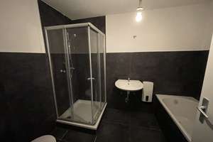 Sgn. Eiserfeld, komplett renovierte 104m² Wohnung 4 ZKB ohne Balkon, nur an Selbstzahler. – Bühlstr. 3, 57080 Eiserfeld, Siegen – Vorschaubild 4