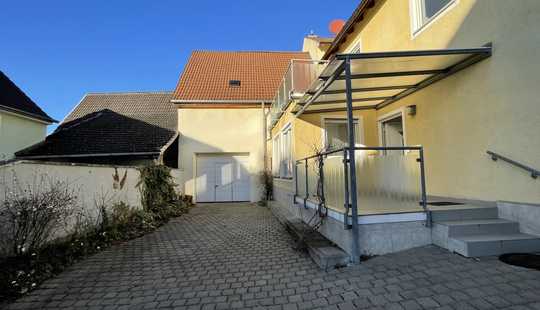 Bild von HEMING-IMMOBILIEN - Tolle Kombination: Wohnhaus mit Scheune im Herzen von Sörgenloch!