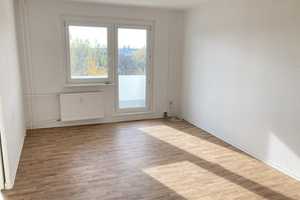 Große 3RW in Neu-Olvenstedt... – Gneisenauring 24, 39130 Magdeburg – Vorschaubild 2