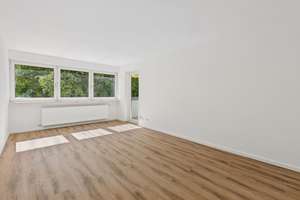 Kernsanierte 3-Zimmer-Wohnung mit Loggia in grüner Lage – 81477 Solln, München – Vorschaubild 9