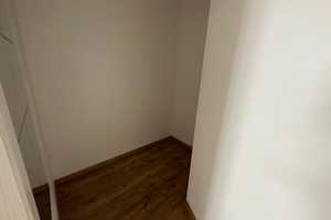 Frei ab 1.7.25 - EBK* - Ankleideraum am Schlafzi. - Balkon - 2. OG – Barbarossastraße 55, 9112 Chemnitz – Vorschaubild 8