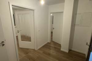 ++ Erstbezug nach Sanierung- Top 2 Zimmer Wohnung mit Balkon ++ – Finanzstr. 16, 46145 Sterkrade-Mitte, Oberhausen – Vorschaubild 2
