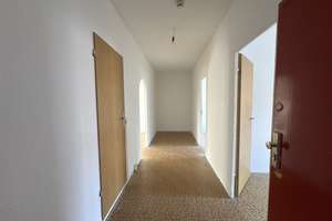 Wohnung an ruhiger Seitenstraße mit Süd-Westbalkon – Parsteiner Ring 13, 12679 Marzahn, Berlin – Vorschaubild 4