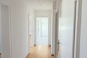 Frisch renovierte Wohnung im Dichterviertel
