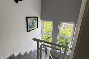 Moderne Doppelhaushälfte in ruhiger Lage von Wiesbaden-Naurod mit Garten, Kamin und Dachterrasse – Die vollständige Adresse der Immobilie erhältst du vom Anbieter., 65207 Naurod, Wiesbaden – Vorschaubild 9