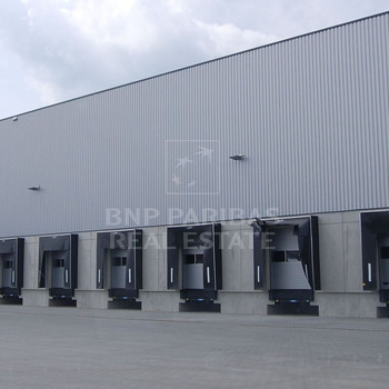 Lager- und Logistikhalle nahe der A92