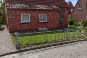 Schön gelegenes Einfamilienhaus mit großem Grundstück – Aurich (Kreis) – Vorschaubild 1