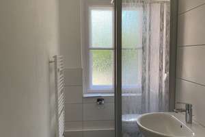 Neu renovierte 2er-WG, Zimmer 13,63 m² // EG re Zimmer 0064 – Heinrich-Heine-Str. 1, 38440 Stadtmitte (Ortsteil), Wolfsburg – Vorschaubild 4