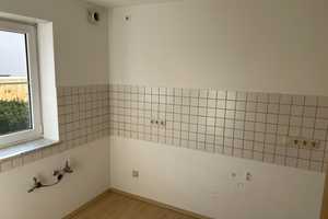 Großzügiges Reihenmittelhaus in zentraler und ruhiger Lage in Langquaid – Sophie-Scholl-Straße 2d, 84058 Kelheim (Kreis) – Vorschaubild 8