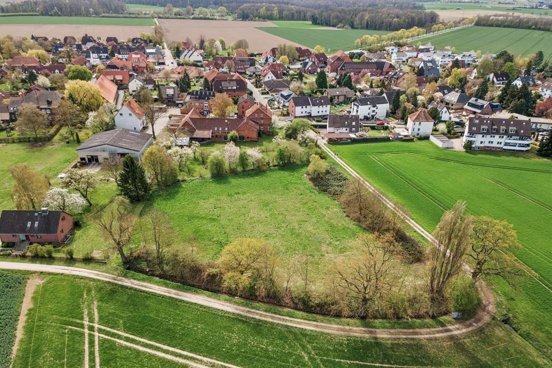 Weitblick in Hemmingen-Devese - grozgiges Grundstck mit vielen  Mglichkeiten