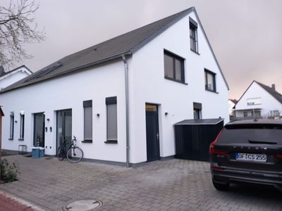 Neubau 2 Zimmerwohnung in kleiner Einheit