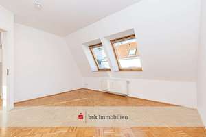 Helle Zwei-Zimmer-Dachgeschosswohnung am Klausernerplatz – Die vollständige Adresse der Immobilie erhältst du vom Anbieter., 14059 Charlottenburg, Berlin – Vorschaubild 6