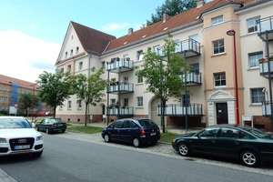 Charmante 3-Raumwohnung mit Balkon, Bad mit Fenster und Mieterkeller
