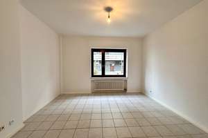 Helles 1,5 Zimmer-Apartment gegenüber dem EVK (Krankenhaus) – Kronenstraße 27a, 40217 Unterbilk, Düsseldorf – Vorschaubild 2