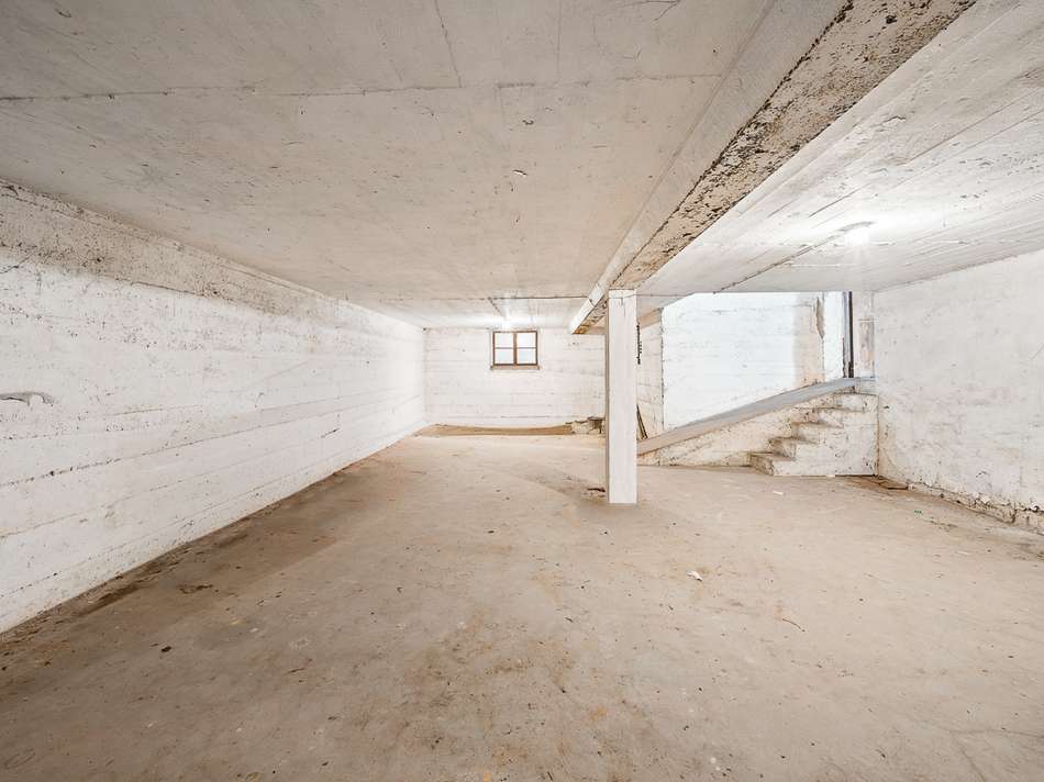 Lagerraum Keller unter Halle 2