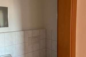 Gemütliche 3-Zimmerwohnung im Herzen von Aulendorf -mit Aufzug, ab sofort verfügbar- – 88326 Aulendorf – Vorschaubild 2