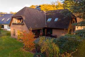 Zweifamilienhaus in der schönsten Lage Trittaus  – Die vollständige Adresse der Immobilie erhältst du vom Anbieter., 22946 Trittau – Vorschaubild 3