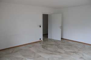 Lebendiges Durlach: 3,5-Zimmer-Wohnung mit viel Platz – Ellmedingerstrasse 90, 76227 Durlach, Karlsruhe – Vorschaubild 2