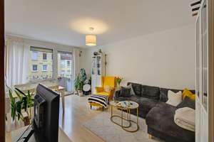 Vermietete 3 Zimmer Wohnung mitten in der Altstadt! – Die vollständige Adresse der Immobilie erhältst du vom Anbieter., 90402 Altstadt, St. Sebald, Nürnberg – Vorschaubild 2