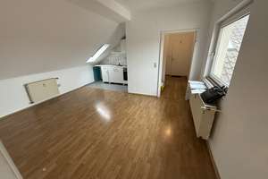 Gemütliche Dachgeschosswohnung zum fairen Kurs! – Die vollständige Adresse der Immobilie erhältst du vom Anbieter., 68169 Neckarstadt-West, Mannheim – Vorschaubild 1