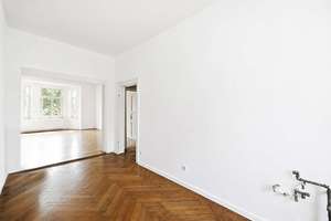 Wo Schwabing am"schwabingsten"ist-3 Zi. Stilaltbauwohnung m Wohnküche in Traumlage am Elisabethmarkt – Die vollständige Adresse der Immobilie erhältst du vom Anbieter., 80796 Neuschwabing, München – Vorschaubild 3