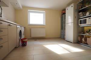 Wohnen im Grünen,  sonniges Haus mit tollem Garten – 70437 Freiberg, Stuttgart – Vorschaubild 23