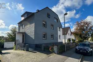 Gepflegtes und voll vermietetes Dreifamilienhaus in Langenfeld – Historischer Charme trifft modernen – Die vollständige Adresse der Immobilie erhältst du vom Anbieter., 40764 Langenfeld (Rheinland) – Vorschaubild 2