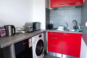 Stylish Oasis in the Heart of Frankfurt - Quiet, Green & Newly Renovated – Die vollständige Adresse der Immobilie erhältst du vom Anbieter., 60313 Innenstadt, Frankfurt am Main – Vorschaubild 7