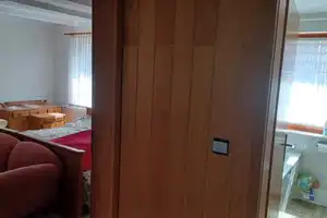 Wohnen direkt am Wasser: Charmanter Altbau direkt an der Weser – Krämerstraße 15, 34399 Kassel (Kreis) – Vorschaubild 12