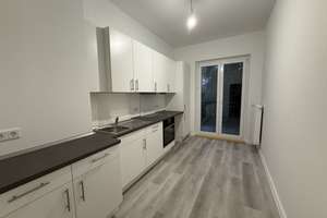 Erstbezug: 2-Zimmer-Wohnung mit Balkon in HH-Ottensen – Friedensallee 278, 22763 Ottensen, Hamburg – Vorschaubild 1