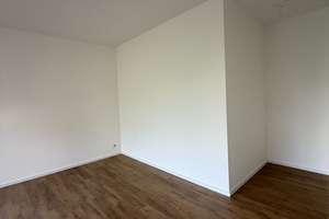 [LIS-10861] Erstbezug nach Sanierung: Großzügige 4-Zimmer-Wohnung mit Balkon in Köln-Weiden – Ostlandstr. 34, 50858 Weiden, Köln – Vorschaubild 10