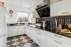 Bothfeld: Topgepflegtes EFH mit Vollkeller, Kamin, Sauna, Terrasse & Garage: Ihr neues Familienglück – Die vollständige Adresse der Immobilie erhältst du vom Anbieter., 30657 Sahlkamp, Hannover – Vorschaubild 12