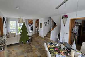 Ansprechende und modernisierte 7-Zimmer-Doppelhaushälfte mit gehobener Innenausstattung in Eichstätt – Richard-Strauß-Straße 53, 85072 Eichstätt (Kreis) – Vorschaubild 6