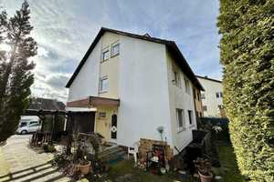 Wohnen im Hexenbruch -  gepflegte DHH mit grünem Rückzugsort und eigener Garage! – Würzburg (Kreis) – Vorschaubild 2