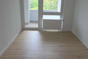 Erstbezug noch Sanierung 3-Zimmerwohnung in Düsseldorf-Garath – 40595 Garath, Düsseldorf – Vorschaubild 2