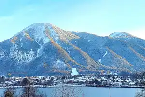Haus mit unverbaubarem Blick zum Tegernsee, Rottach und Wallberg direkt am Leeberg, Dach ausbaubar – Miesbach (Kreis) – Vorschaubild 11
