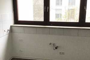 Renovierte, familienfreundliche 4-Zimmer-Wohnung mit Balkon – Kaulbachstr. 7, 90408 Nürnberg – Vorschaubild 3