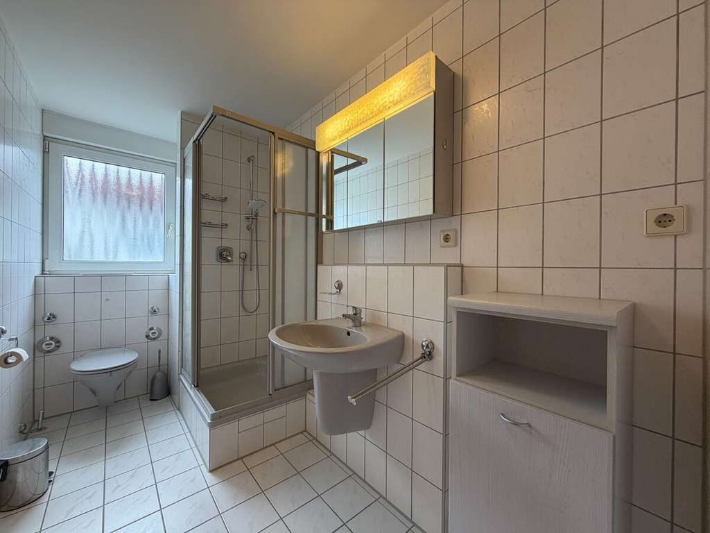 Immobilie in Kornwestheim - Attraktive 1,5-Zimmer-Wohnung mit Balkon und Tiefgarage – ideal für Kapitalanleger - Bild 2