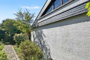 Freistehendes Zweifamilienhaus in ruhiger Lage von Moers – Die vollständige Adresse der Immobilie erhältst du vom Anbieter., 47447 Kapellen, Moers – Vorschaubild 2