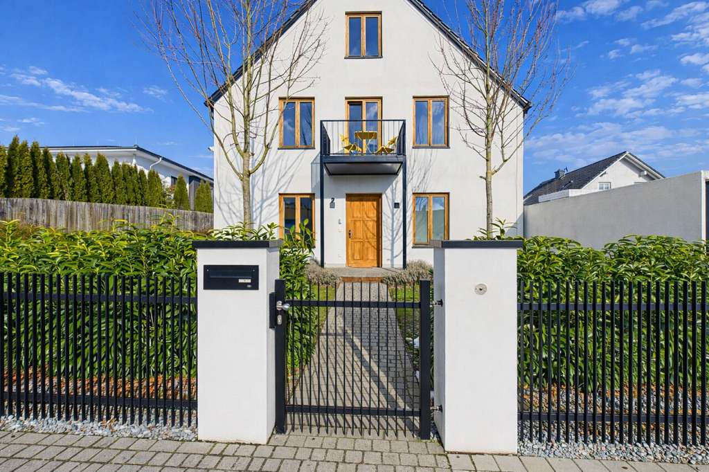 Immobilie in Altfraunhofen - Ein stilvolles Zuhause fürs Herz – in toller Nachbarschaft von Altfraunhofen, stadtnah zu Landshut - Bild 2