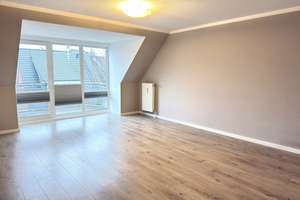 Individuelle 3,5 Zimmer auf zwei Ebenen: Lichtdurchflutete Maisonette mit Balkon u. TG-Stellplatz – Die vollständige Adresse der Immobilie erhältst du vom Anbieter., 22880 Wedel – Vorschaubild 6