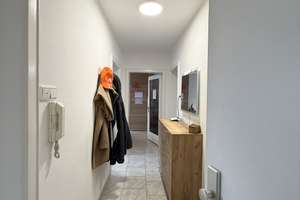Lichtdurchflutete 3 Zi.-Wohnung in kleiner Wohnanlage mit großem Süd-Balkon, sep. Küche & gr. Keller – Die vollständige Adresse der Immobilie erhältst du vom Anbieter., 82256 Fürstenfeldbruck – Vorschaubild 9