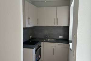 Exklusives Wohnen: energetisch sanierte Wohnung in Lübeck, Hbf-Nähe – Die vollständige Adresse der Immobilie erhältst du vom Anbieter., 23558 Sankt Lorenz Süd, Lübeck – Vorschaubild 2