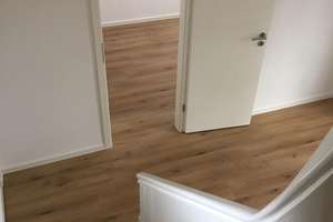 Sonnendurchflutete 3-Zimmer-Maisonette mit eigenem Hauseingang in idyllischer Lage  – Die vollständige Adresse der Immobilie erhältst du vom Anbieter., 41352 Korschenbroich – Vorschaubild 2