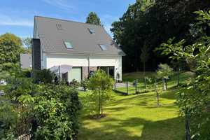 Top ausgestattete Neubau-Doppelhaushälfte mit traumhaftem Garten! – Holzhäuser 16, 21079 Hamburg – Vorschaubild 2