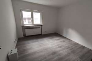 NEU: Frisch sanierte 3-Zimmer-Wohnung mit moderner Ausstattung im begehrten Luisenviertel – Luisenstraße 56, 42103 Elberfeld, Wuppertal – Vorschaubild 3