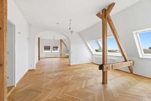 250m² Traumdachgeschoss mit Terrasse im grünen Steglitz – Lauenburger Platz 4, 12157 Steglitz, Berlin – Vorschaubild 1