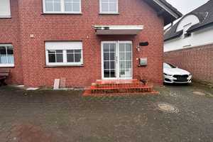 Traumhaft Wohnen: Stilvolle Doppelhaushälfte mit Garage – Ihr exklusives Zuhause in Bielefeld! – Bielefeld – Vorschaubild 2